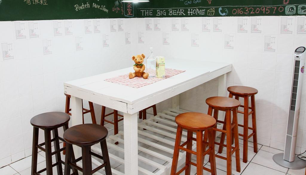 The Big Bear Home Malacca Ruang foto