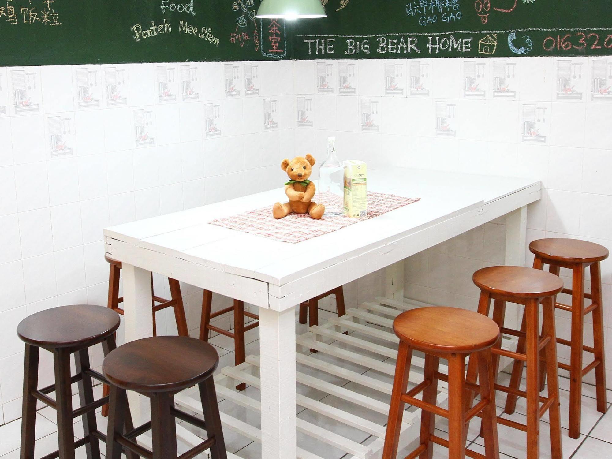 The Big Bear Home Malacca Bagian luar foto